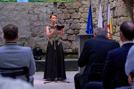 010_svecˇana seja 25